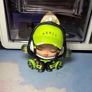 Skull Panda traveller, missing card popmart